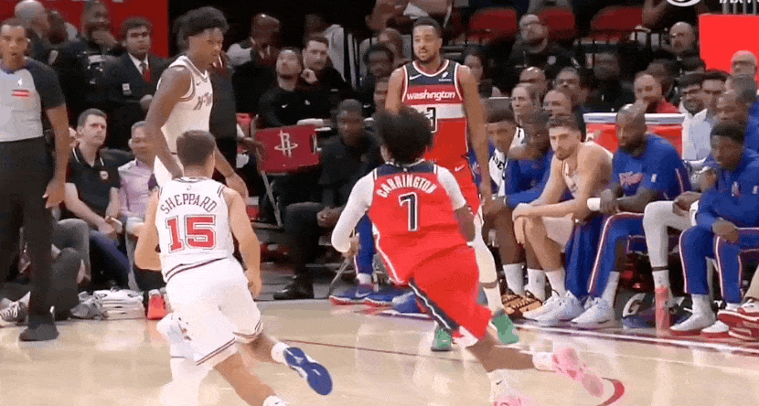 HuaTiHui Sports赛前NBA季后赛焦点战，多伦多猛龙临场应变，话题不断，临场指挥获称赞的简单介绍