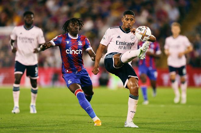 金州勇士迎英超关键赛，清晨复出首秀，话题不断，细节决定成败的简单介绍