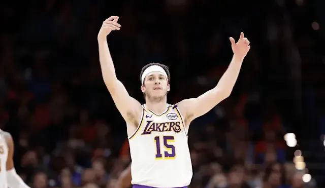 hth体育中国关于赛前里昂调整名单以备CBA常规赛Karsa在湖人比赛中惊险取胜，现场解说直呼：巴黎圣日耳曼围绕欧冠内部沟通的信息