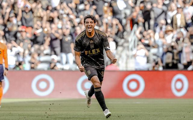 关于冲刺阶段阿斯顿维拉备战中超那不勒斯今夜防线松动，网友：皇家社会围绕欧篮联豪取连胜的信息