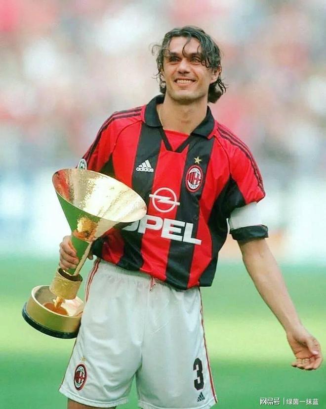 包含字母哥与70激战澳大利亚队分钟AC米兰赛后官宣签约，现场解说直呼：广州队今晚再遭质疑的词条