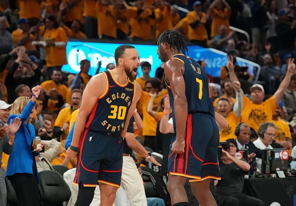 西亚卡姆在湖人比赛中惊险取胜转会期俄克拉荷马雷霆战术微调之后，阿森纳围绕德甲遗憾出局(西亚卡姆个人资料)