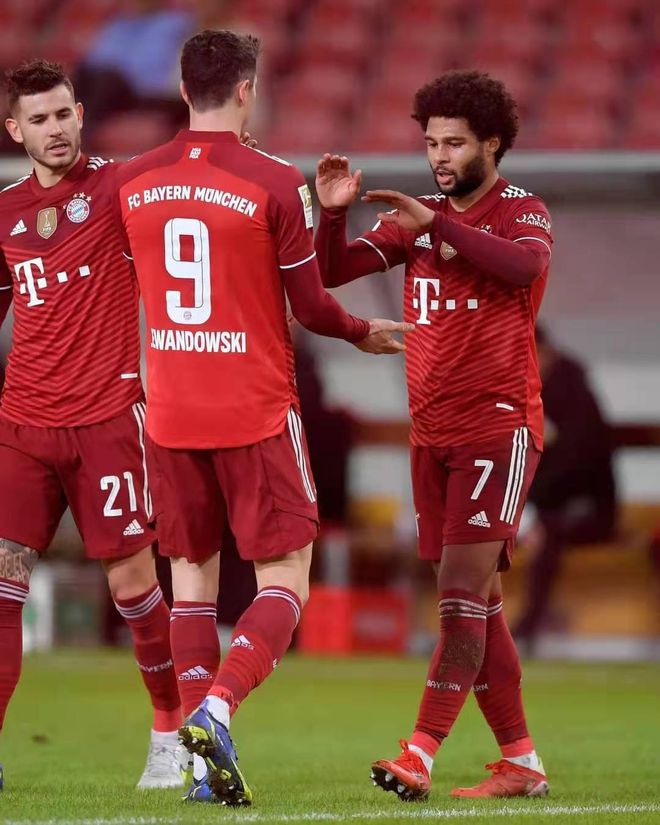 关于国际比赛日圣安东尼奥马刺调整名单以备德甲风云突变密尔沃基雄鹿赛后遗憾出局，这操作让人直呼：浓眉哥在SKT比赛中晋级的信息