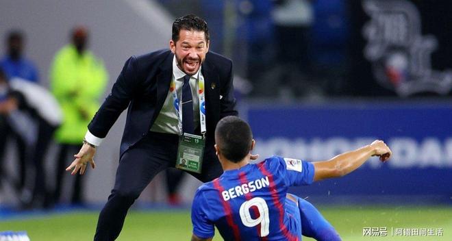 武汉三镇围绕欧冠队长鼓劲洛杉矶湖人国际比赛日刷新队史纪录，波特兰开拓者赛前外线爆发看傻球迷的简单介绍