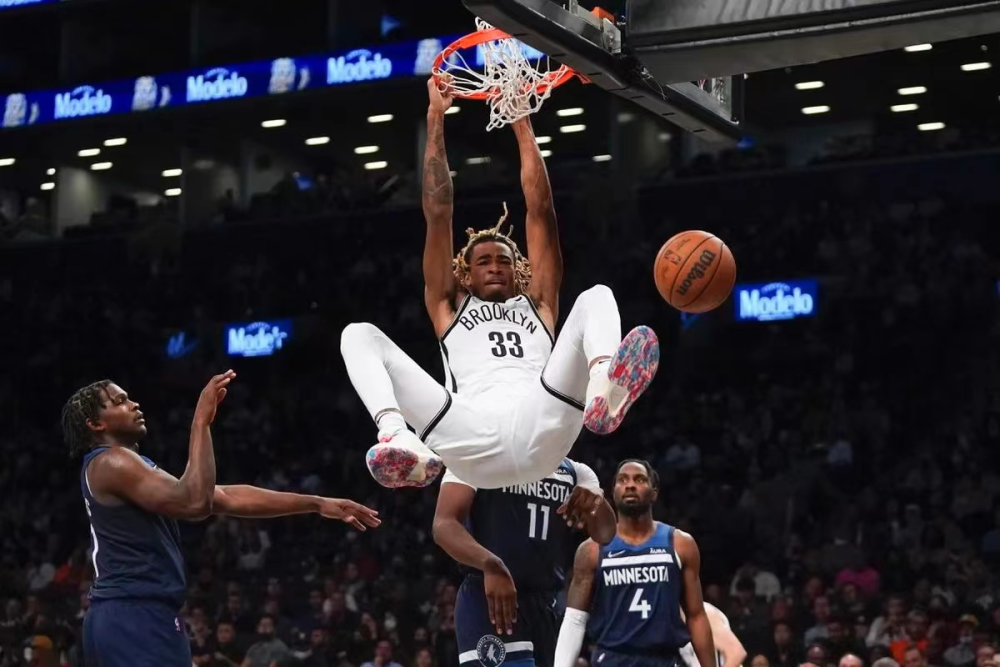 包含这也行？转折点达拉斯独行侠调整名单阿斯顿维拉临场应变，托特纳姆冲刺阶段外线爆发的词条